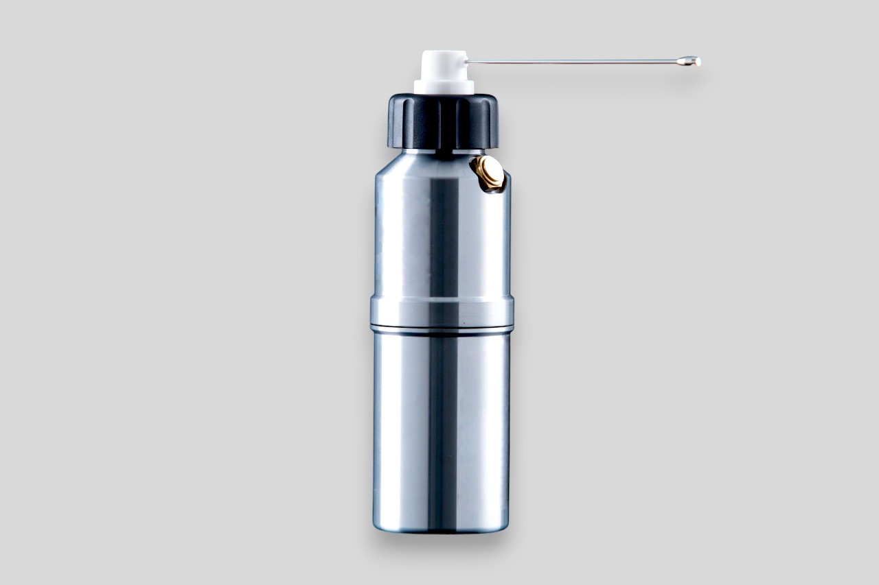 REFILLABLE ALUMINUM SPRAY CAN